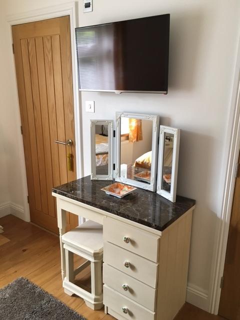 Cherry Tree Guesthouse Bradford-On-Avon Bagian luar foto
